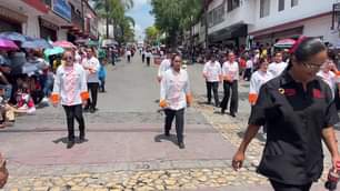 1694902235 Desfile Civico en Ixtapan de la Sal conmemorativo al CCXIII