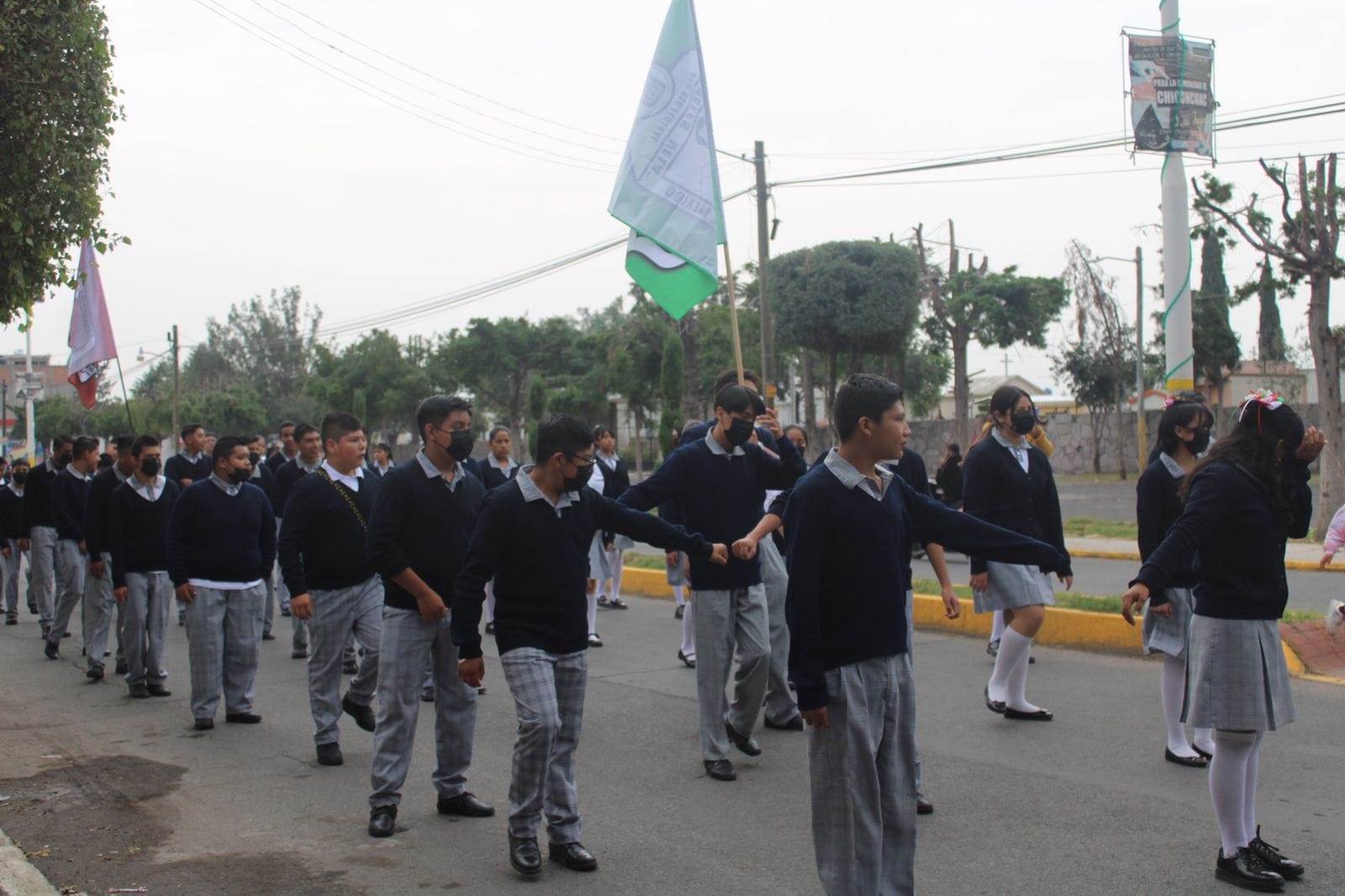 1694902608 15 Asi se vivio el Desfile Civico Conmemorativo del 213 Aniversario