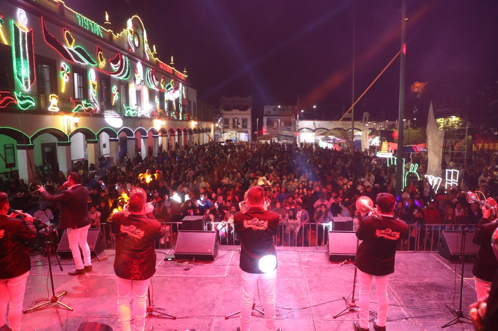 1694953991 241 ¡Continuan los Festejos del CCXIII Aniversario de la Independencia de