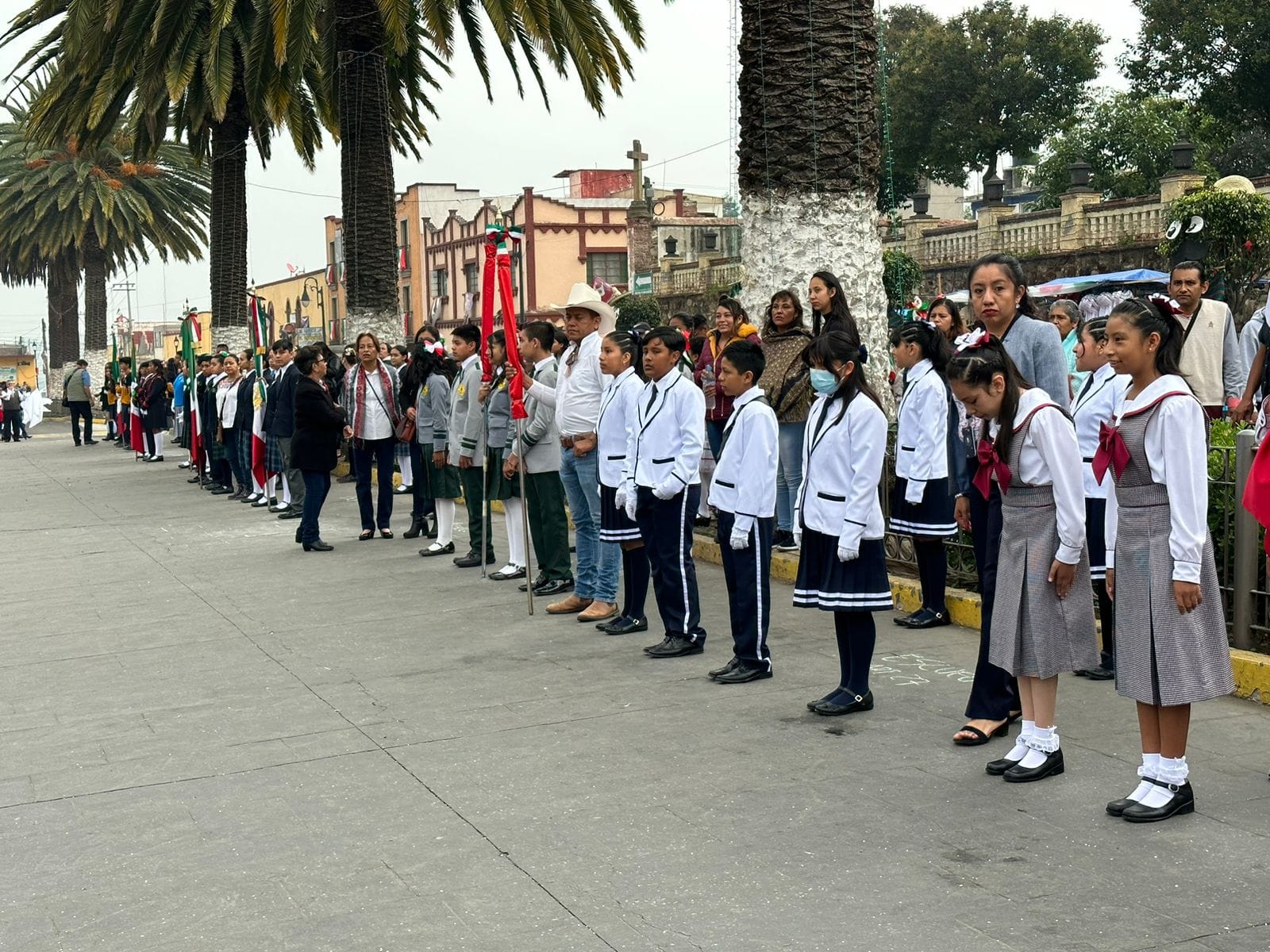 1694954859 736 Llevamos a cabo la ceremonia civica y desfile conmemorativo del