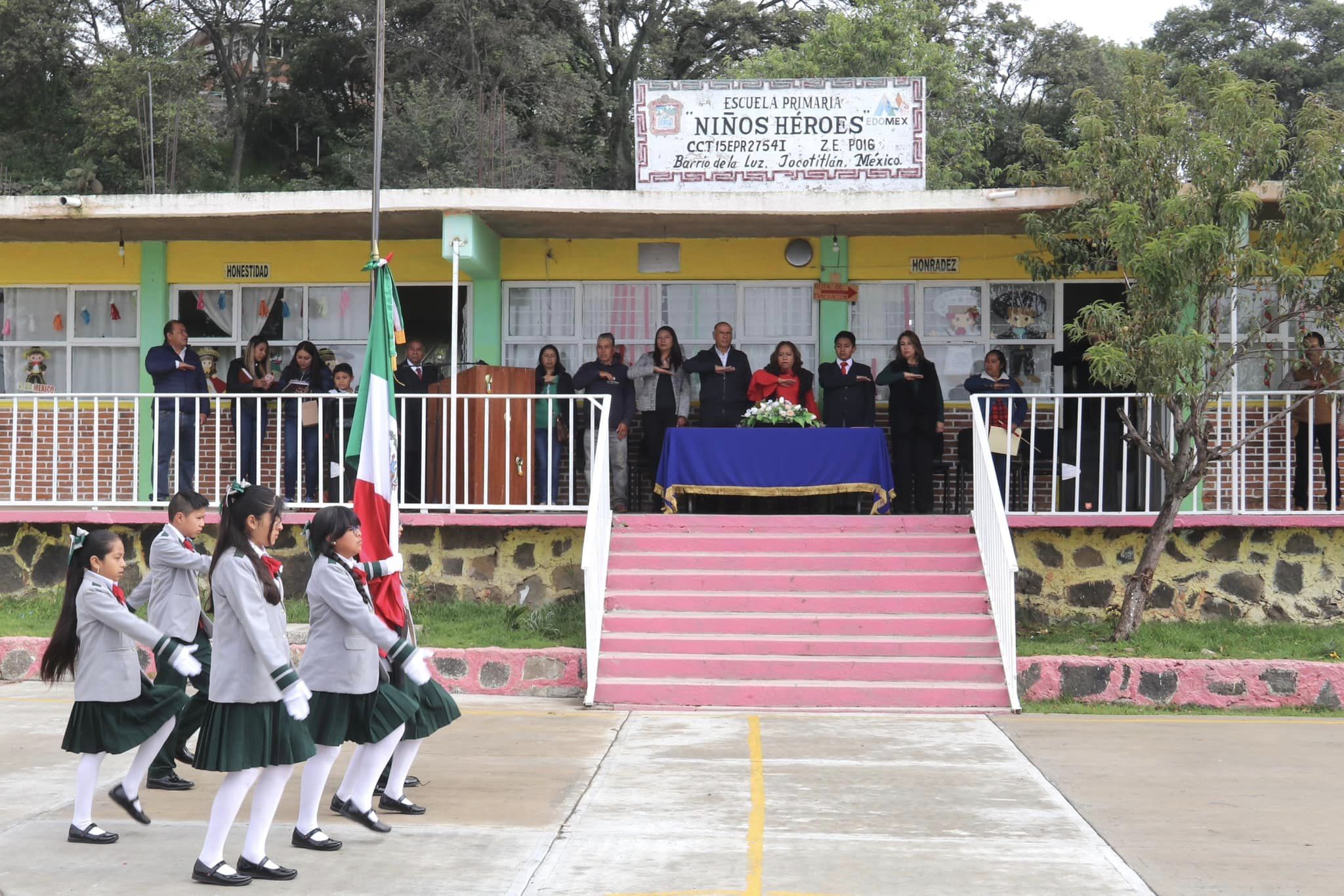 1695060343 349 El Presidente Municipal Jesus Cedillo Gonzalez rindio honores a nuestro