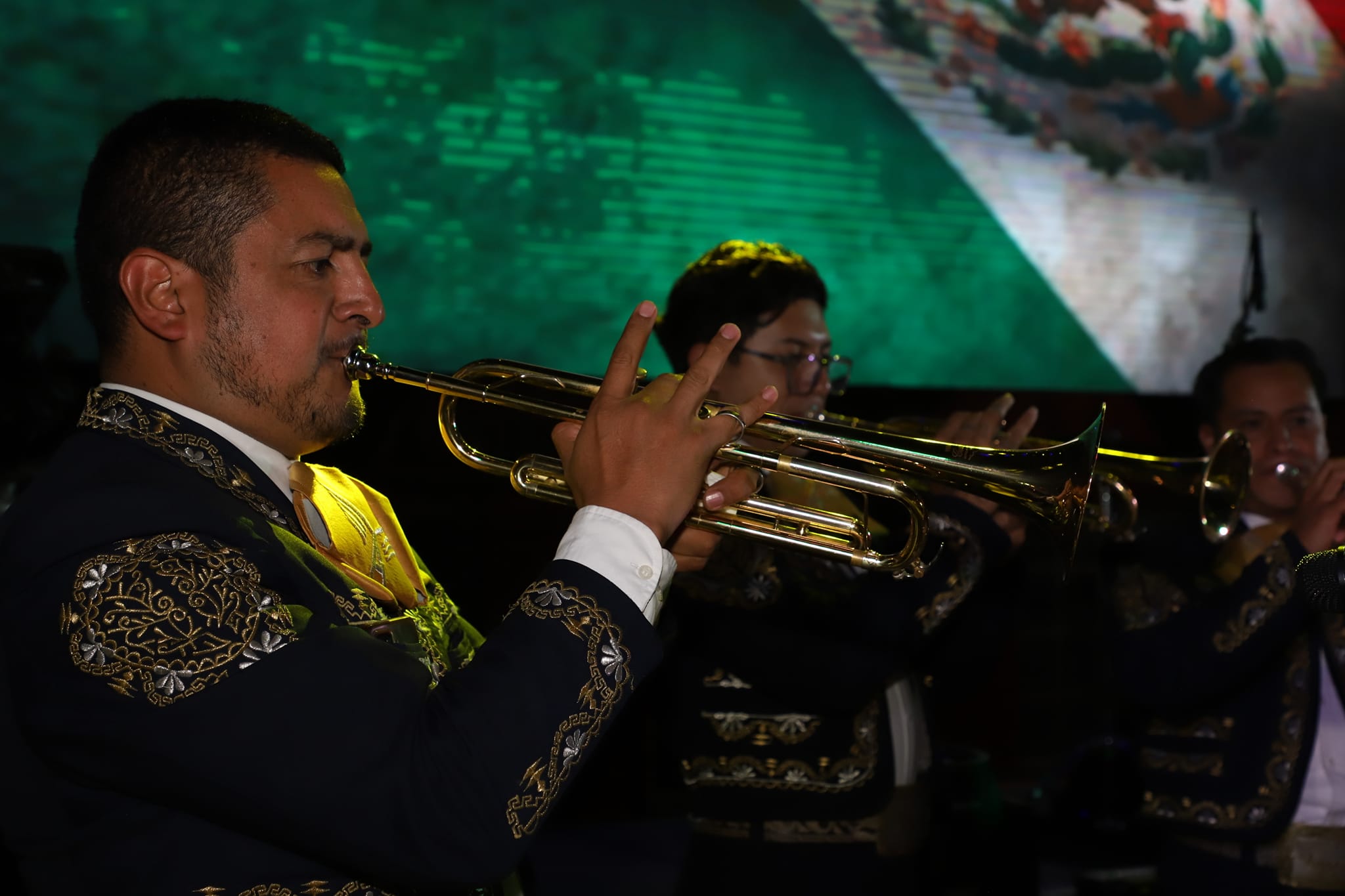 1695069902 498 Con la presentacion de Angelica Vargas acompanada del mariachi Angeles