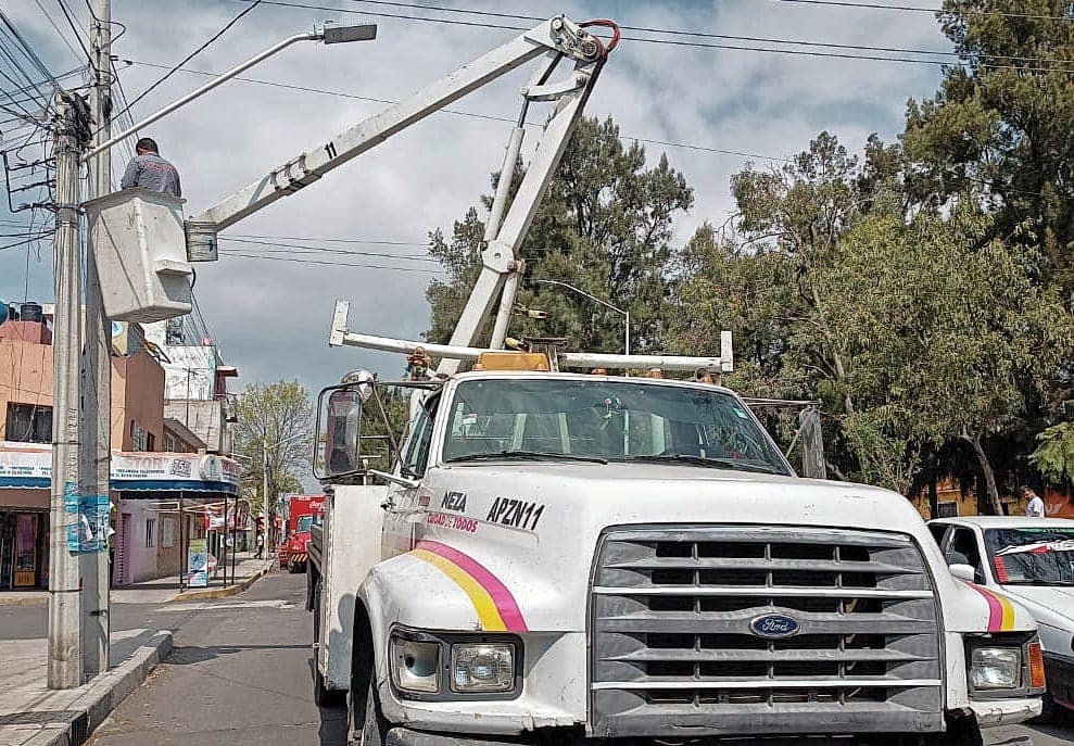 1695074186 702 ServiciosPublicos ContinuamosTrabajando en la Reparacion de Luminarias e