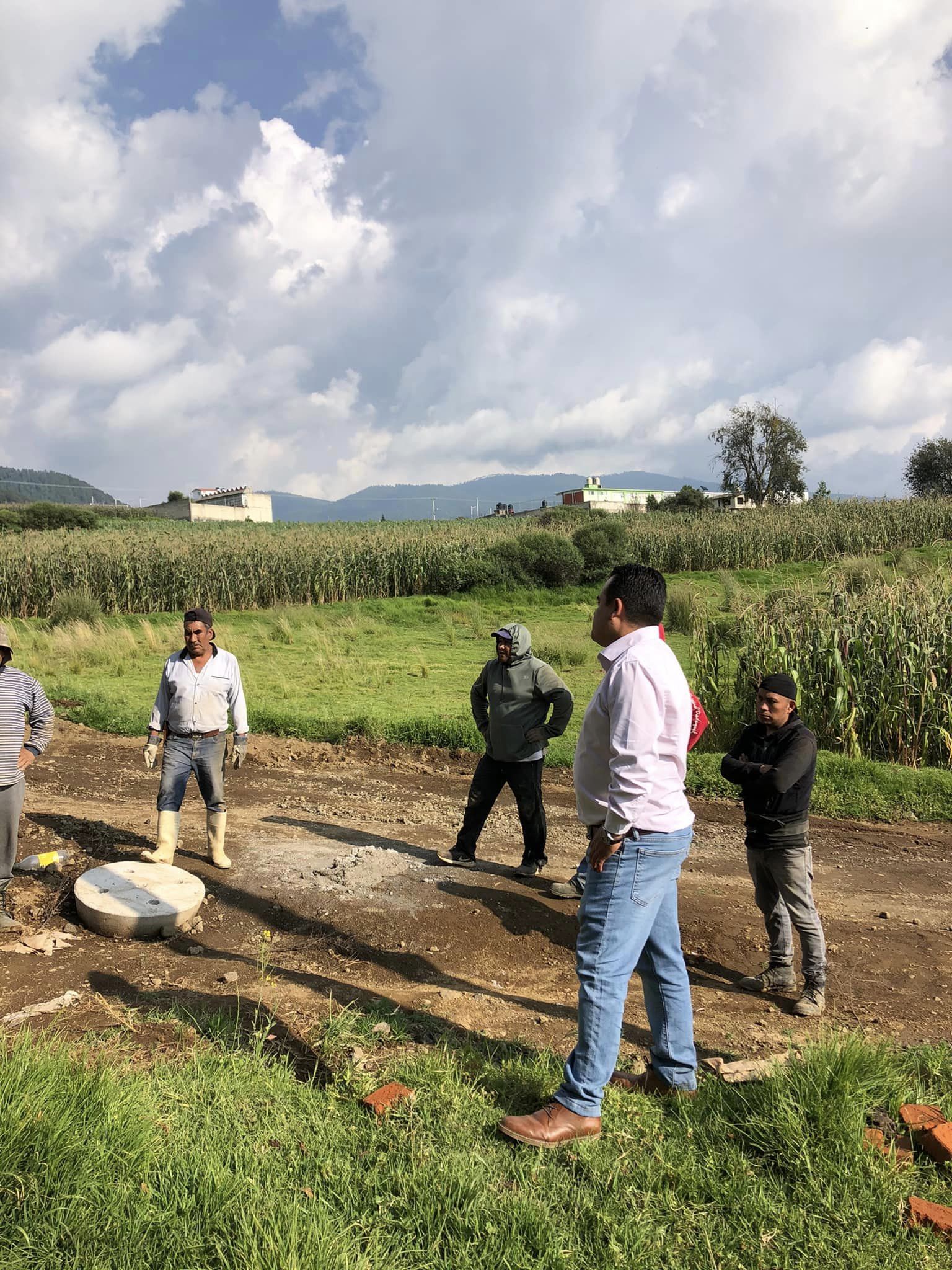 1695213957 550 Proceso de Obra del Drenaje Sanitario de la Calle Benito