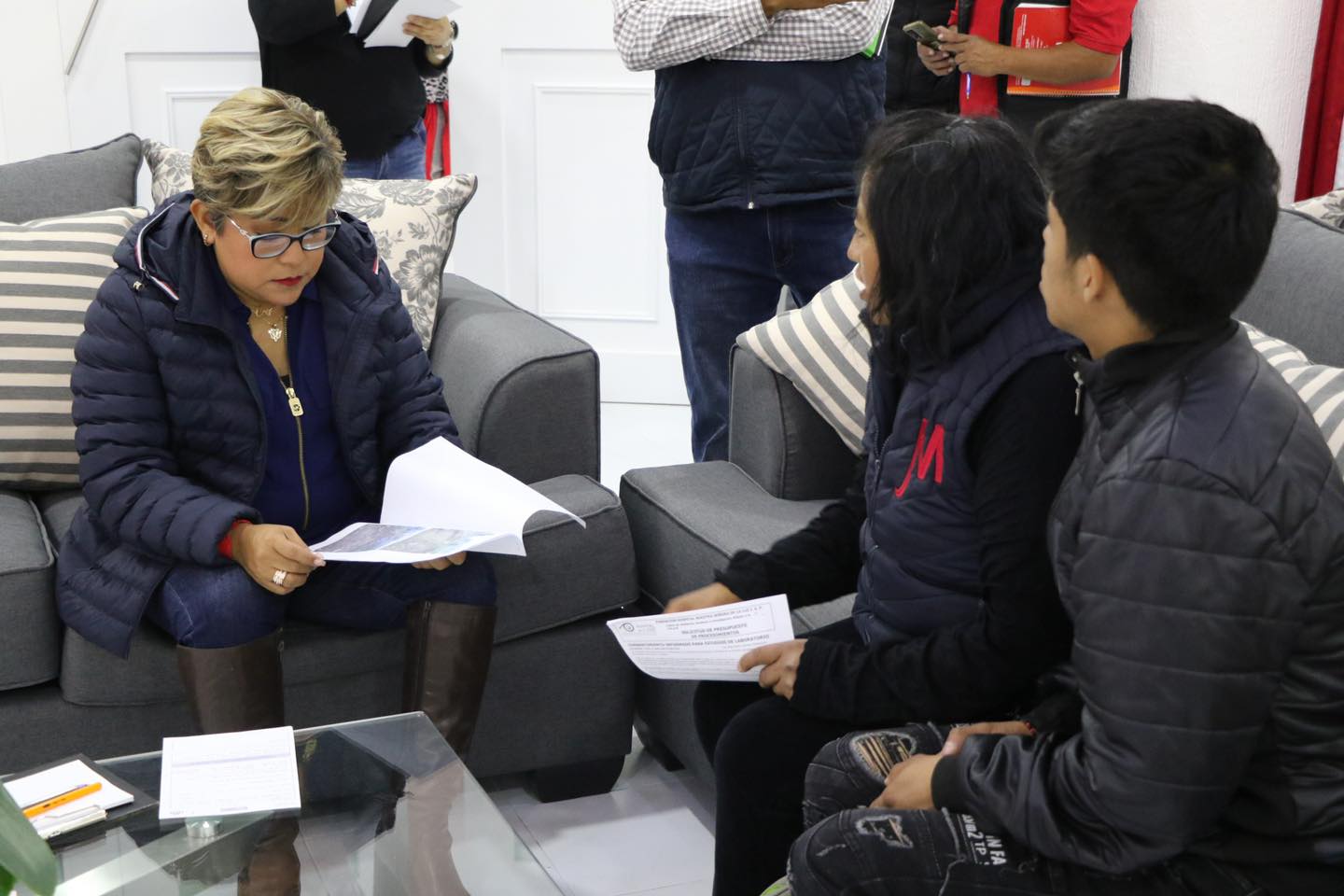 1695397006 887 CERCANIA La Presidenta Municipal Cristina Gonzalez Cruz atiende a