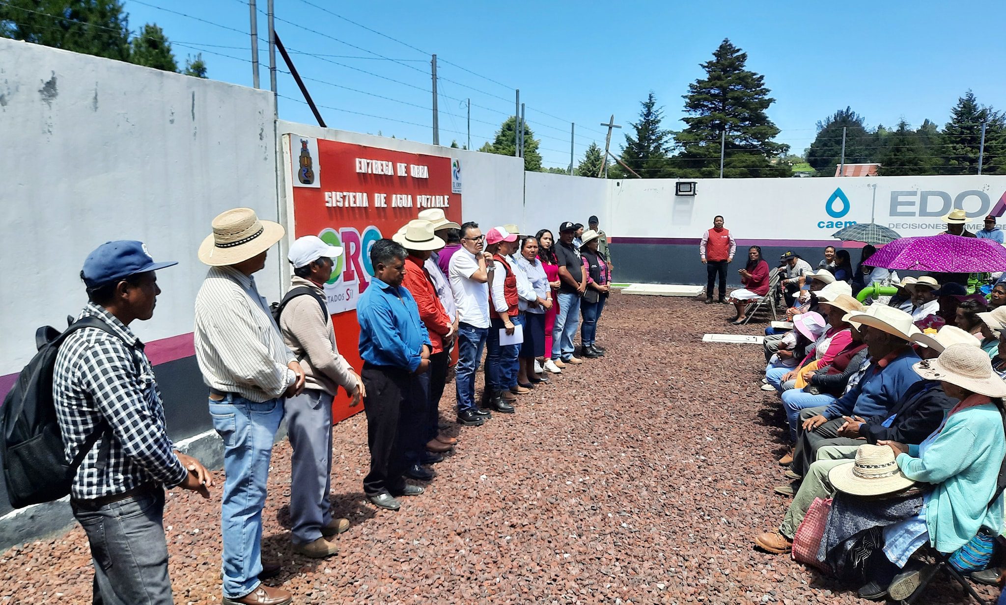 1695397322 670 Entrega del sistema de agua potable