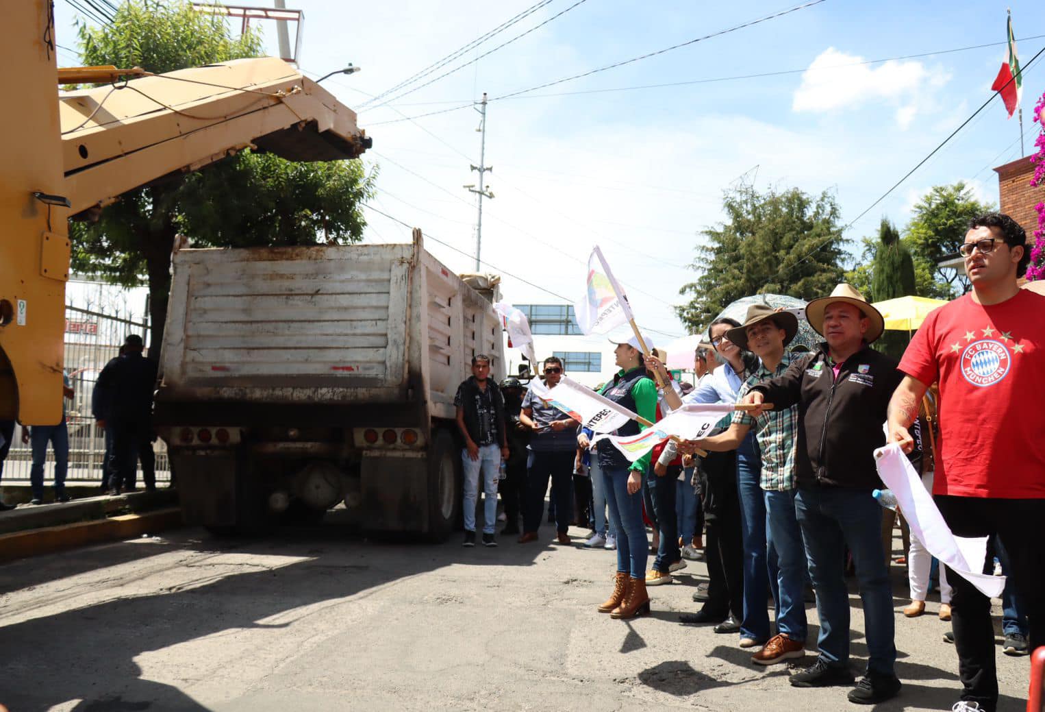 1695409390 Supervision de obra inicio de la rehabilitacion de la Calle