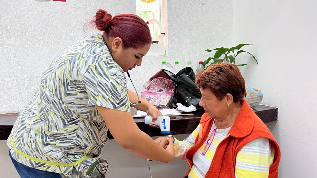 1695476035 41 SALUD Se realiza la Jornada de Salud en el