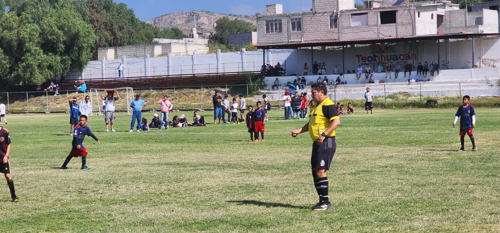 1695492518 891 El IMCUFIDET realiza en este momento cuadrangular de Futbol Infantil