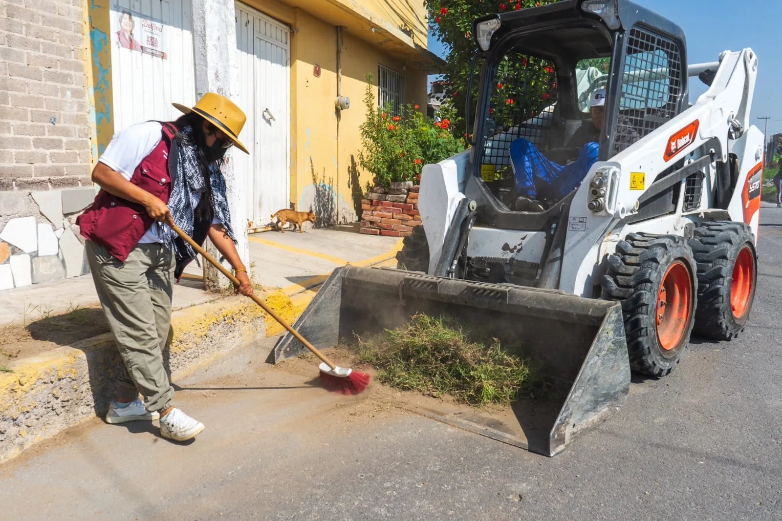 1695562010 JORNADA DE LIMPIEZA EN BARRIO FUNDIDORES jpg