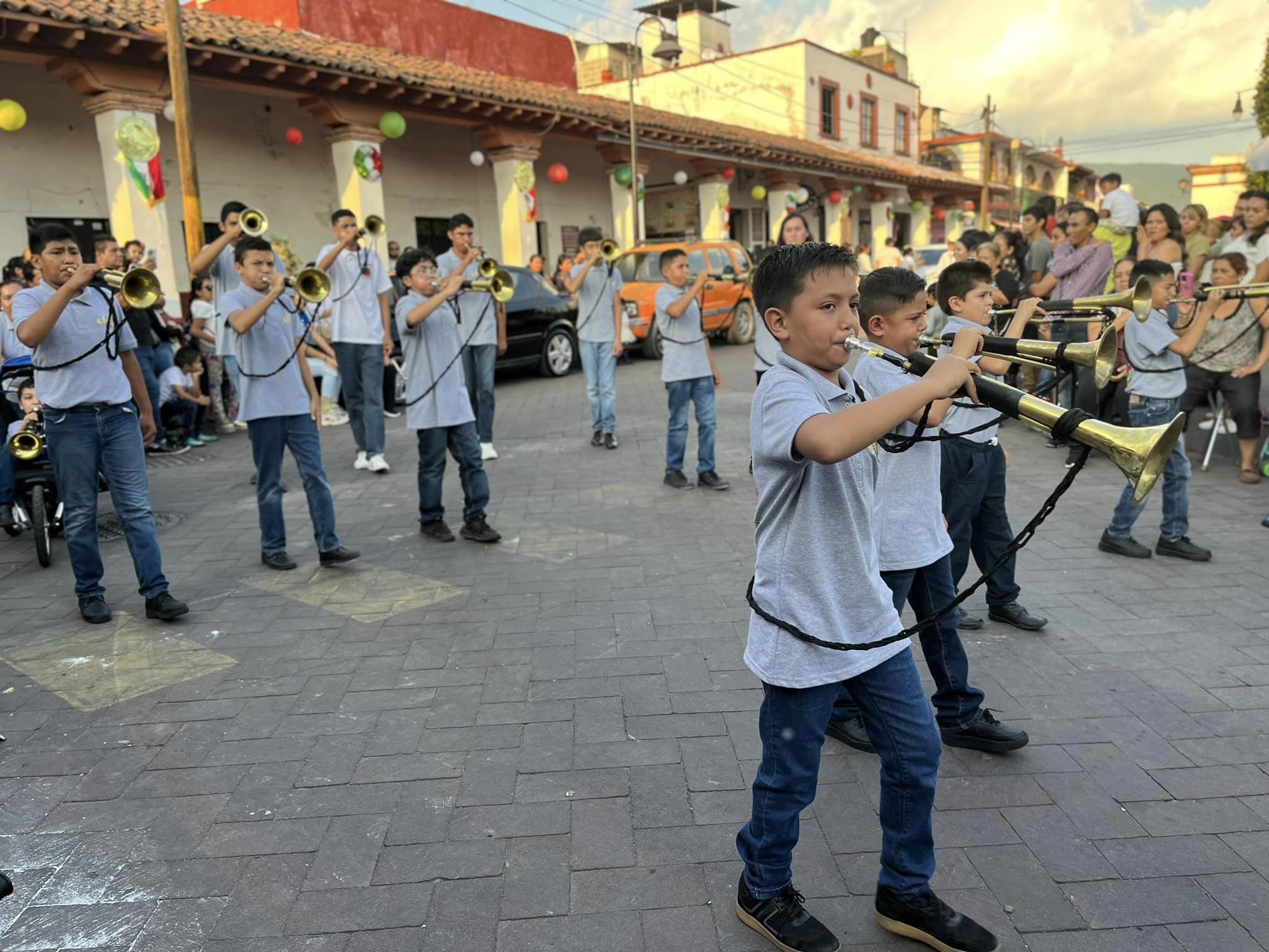 1695643710 122 Desfile de FiestasPatrias Tonatico 2023 los ninos Tonatiquenses tienen muy