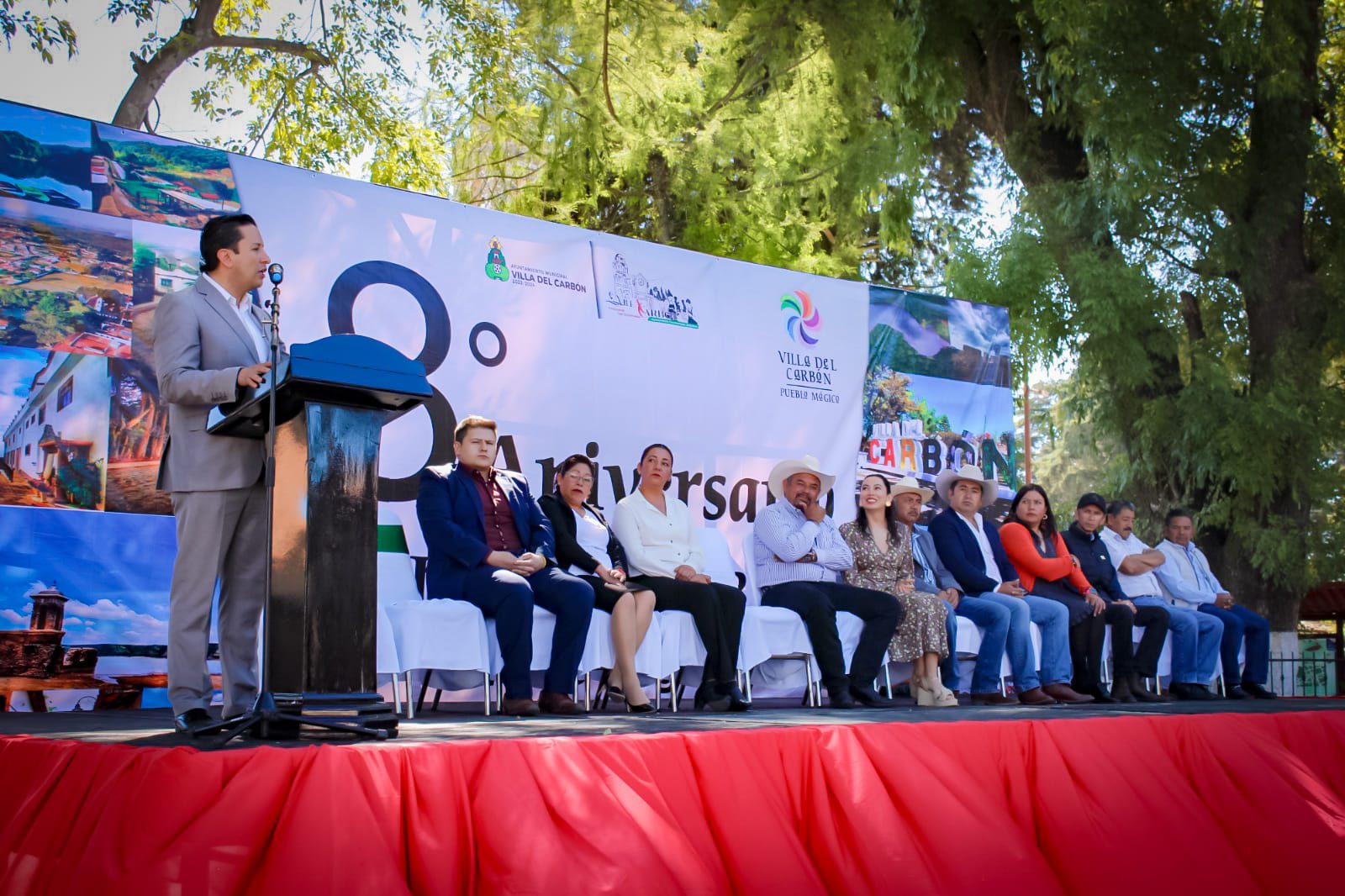 1695668392 840 Hoy nos sentimos orgullosos como Villacarbonenses celebrando el 8° Aniversario