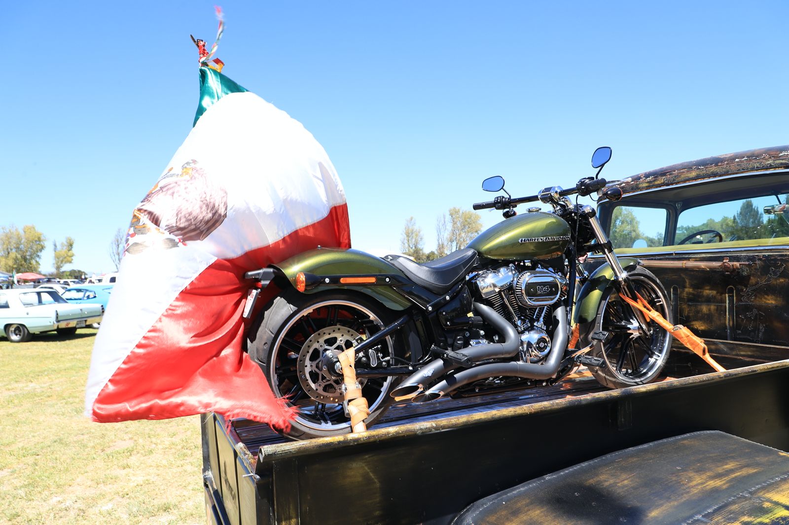 1695668996 601 La 9na Exhibicion de AutosClasicos Motos y Bicicletas CLASICOS SAN