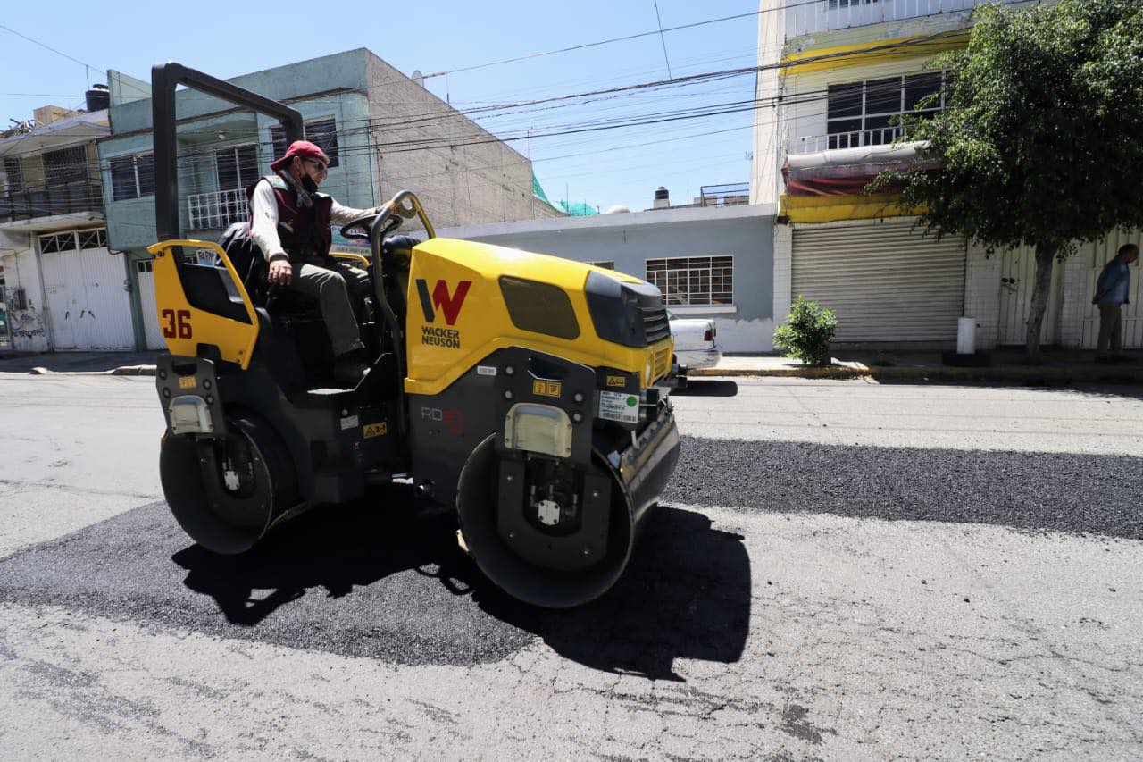 1695669492 60 ObrasPublicas PorAmorANeza continuamos rehabilitando nuestras vialidades co