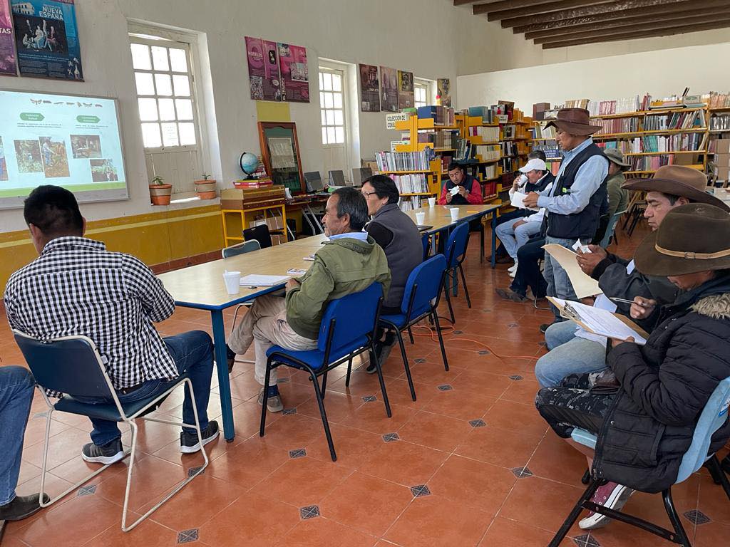 1695674242 282 El dia de hoy llevamos a cabo el curso de