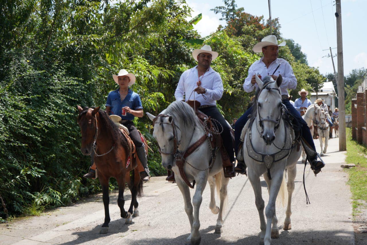 1695675586 556 Momentos increibles se vivieron en la 1° Cabalgata ConstruyendoOportunidades