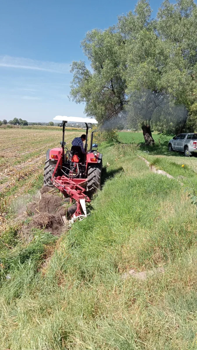 1695675944 123 En el ejido de Santiago Atlatongo beneficiamos a un agricultor