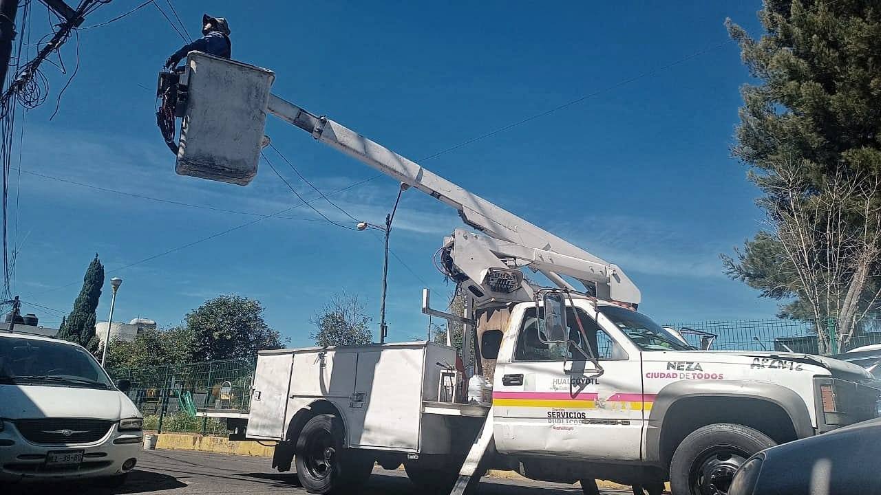 1695676735 696 ServiciosPublicos A fin de brindar calles mas iluminadas llevamos