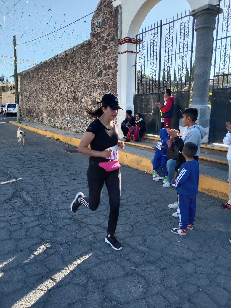 1695731032 679 increible segunda carrera atletica San Juan Teacalco Juan Dominguez que