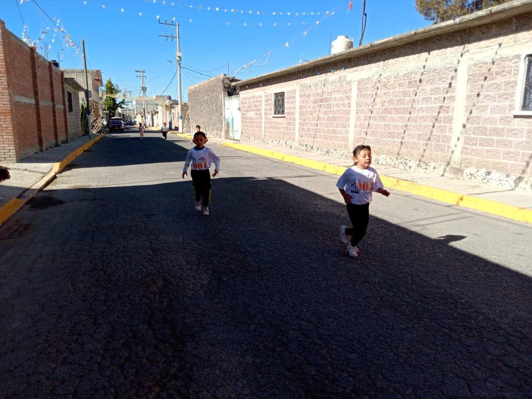 1695731039 486 increible segunda carrera atletica San Juan Teacalco Juan Dominguez que