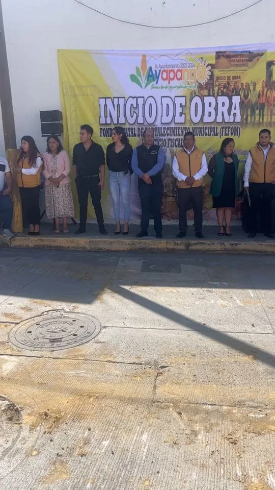 1695732714 Inicio de Ibra Obra Repavimentacion de calle Lic Gabriel Ramos jpg