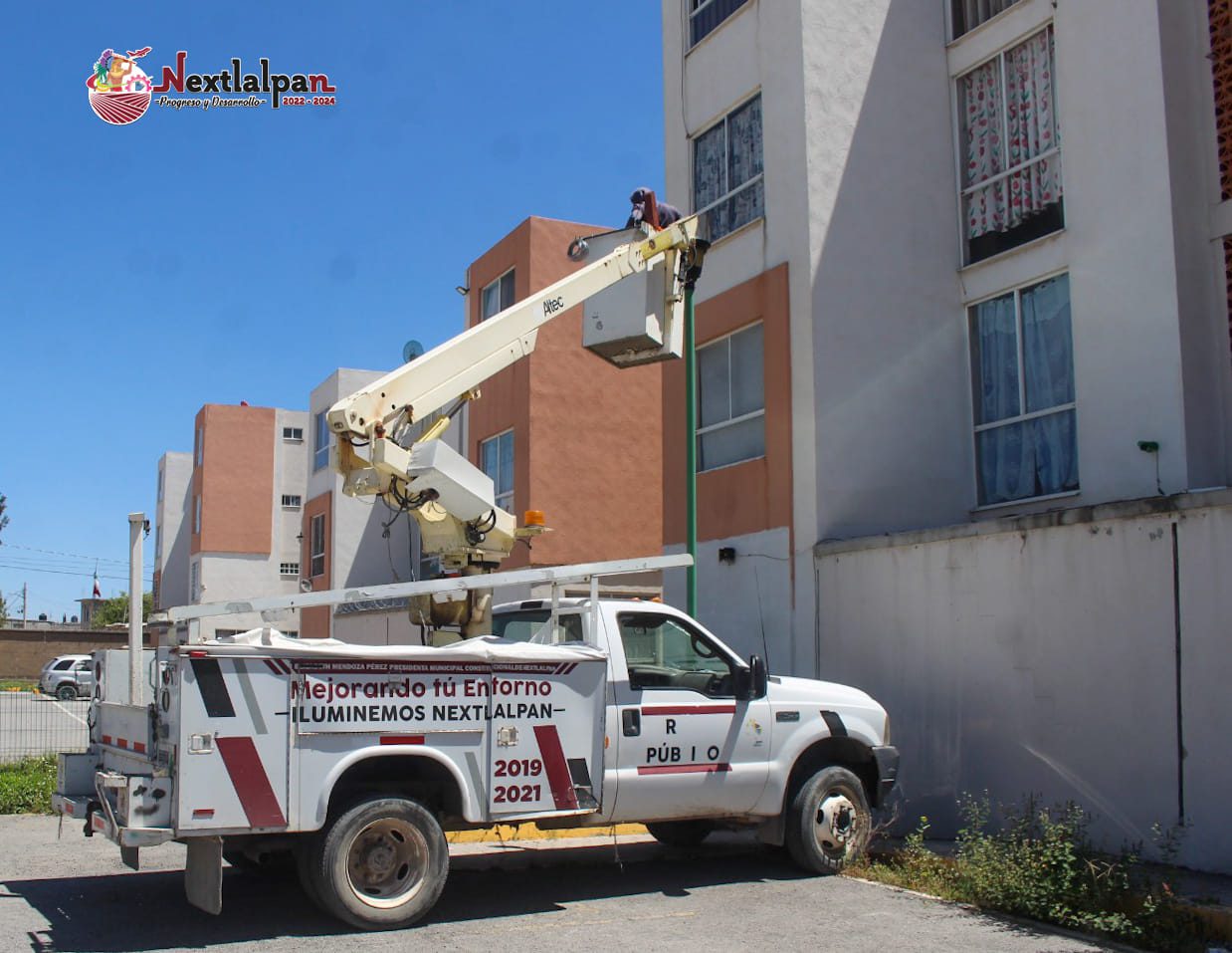 1695739055 604 El dia de hoy se realizaron trabajos de electricidad en