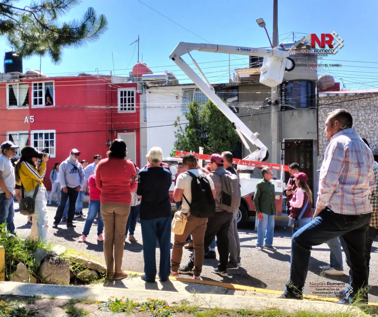 1695748825 Hoy la unidad habitacional Infonavit en Progreso Industrial se ilumina