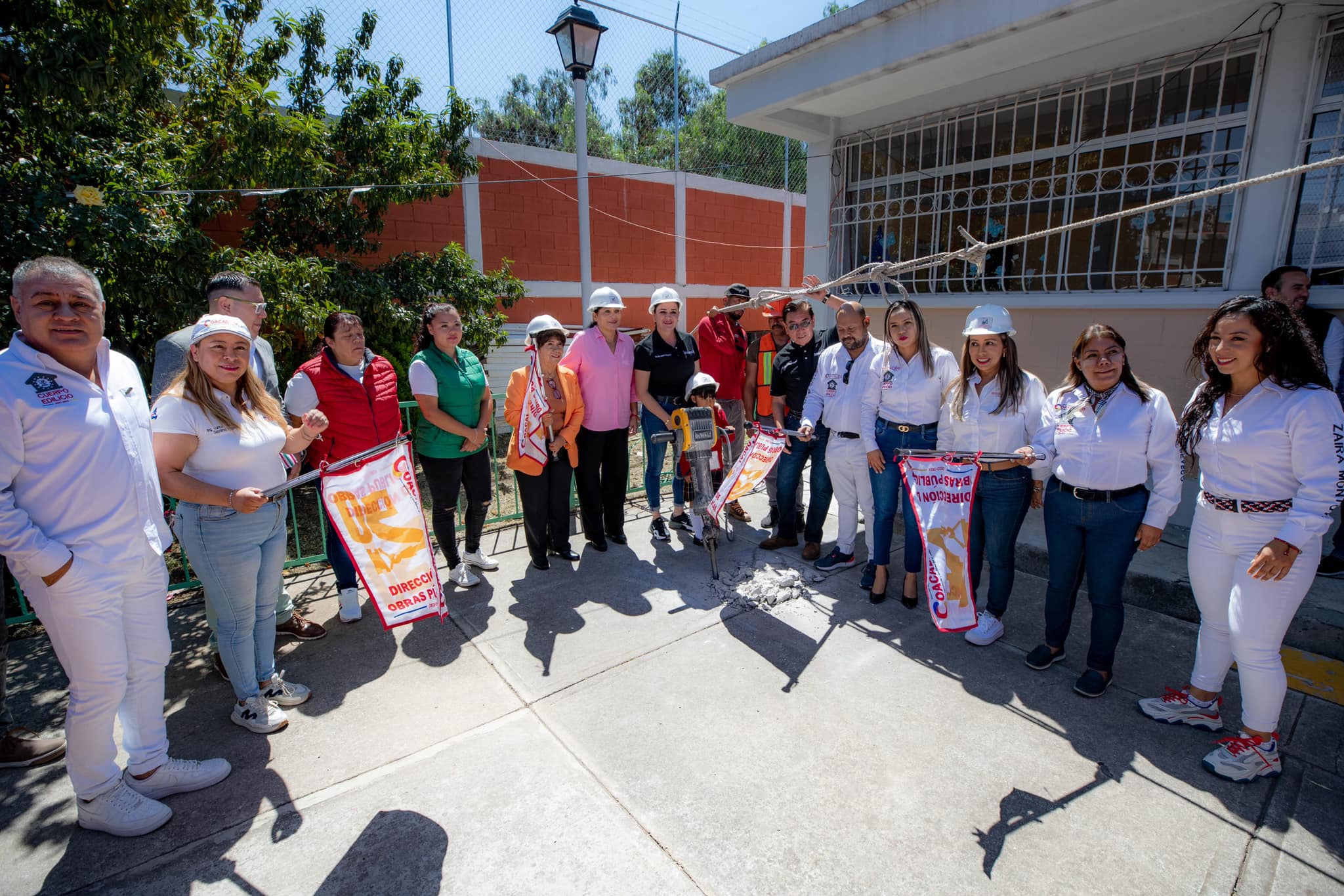 1695750341 129 Nuestra presidenta de DIF Coacalco Maria de Lourdes Gonzalez Ocampo