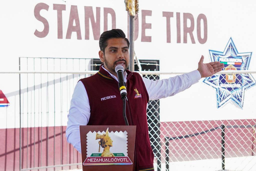 1695770709 280 El Presidente Municipal Adolfo Cerqueda Rebollo inauguro el dia de