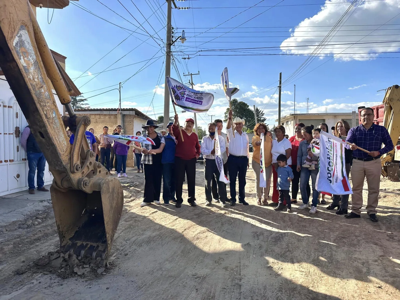 1695843125 El Presidente Municipal Jesus Cedillo Gonzalez dio inicio a los scaled