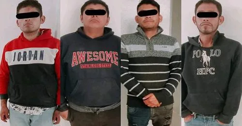 1695848026 Policias de Ecatepec capturan a narcomenudistas con 316 dosis de jpg