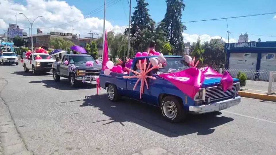 1695855072 Recorrido de candidatas a reina de la Feria Ixtlahuaca 2023 jpg