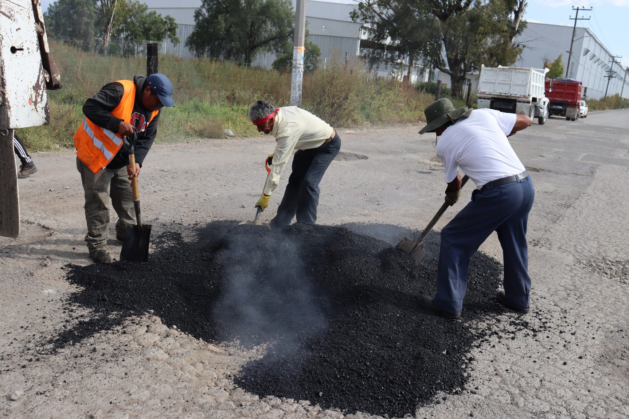 1695913850 995 Bacheo Con la finalidad de brindar calles dignas y seguras