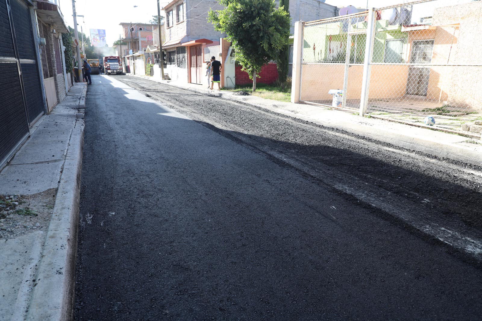 1695923096 622 Continuamos avanzando en los trabajos de repavimentacion de la Calle