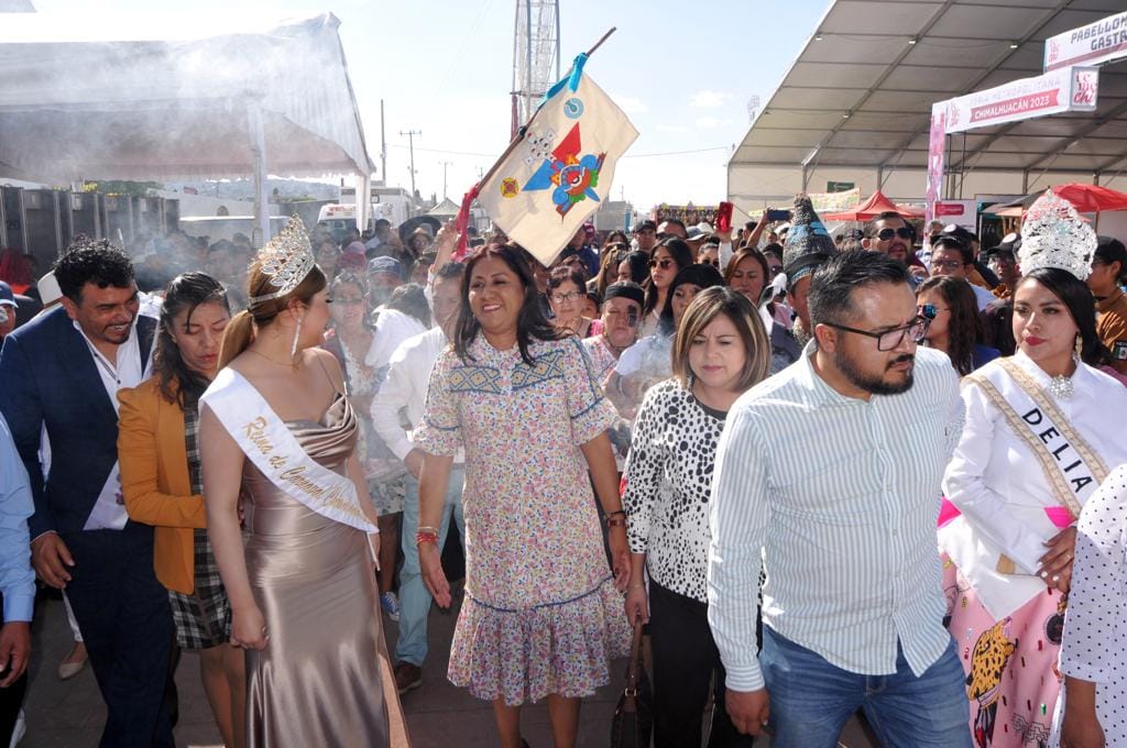 1696002017 443 INAUGURA XOCHITL FLORES LA GRAN FERIA METROPOLITANA CHIMALHUACAN 2023 EN