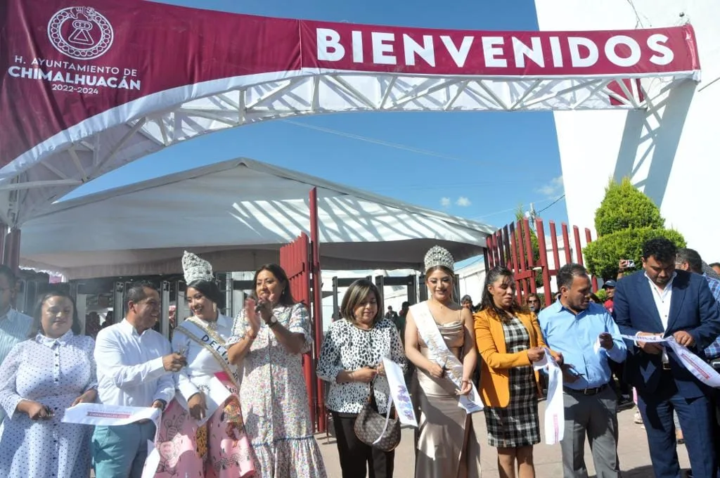 1696002052 INAUGURA XOCHITL FLORES LA GRAN FERIA METROPOLITANA CHIMALHUACAN 2023 EN jpg