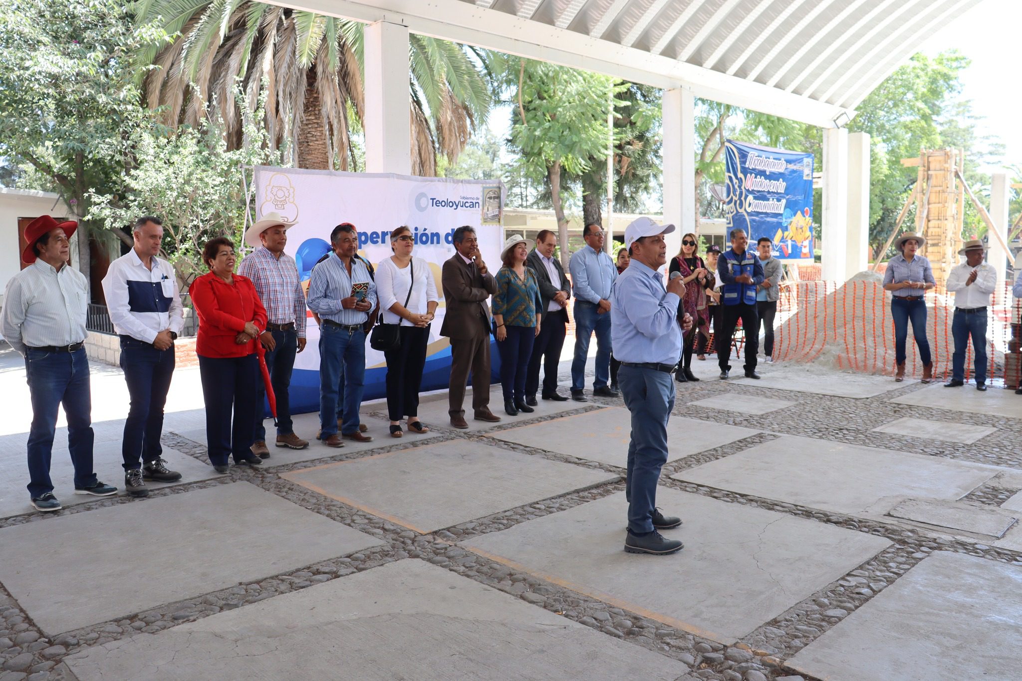 1696007627 484 Supervision de construccion de techado en la Secundaria No15 Sabemos