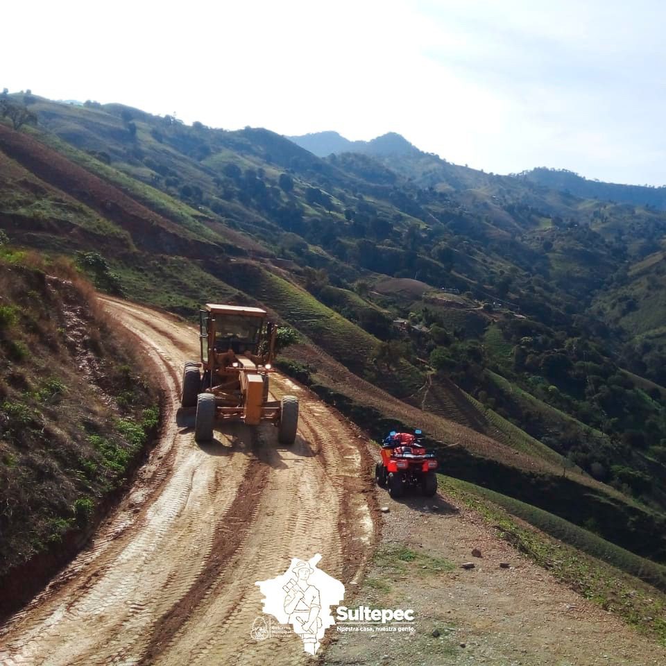 1696010848 459 El programa de Apertura y Rehabilitacion de los Caminos Sacacosechas