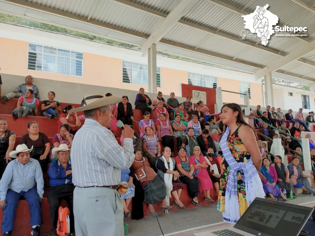 1696018132 Hace unos dias recibimos a la Lic Maria del Carmen jpg