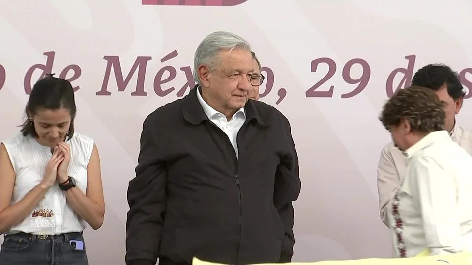 1696022425 Visita Tecamac nuestro Presidente Andres Manuel Lopez Obrador junto con jpg