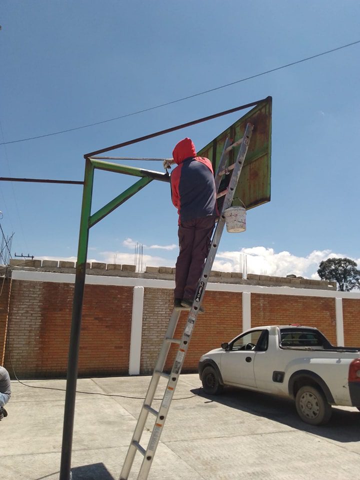 1696029510 873 Seguimos con trabajos de mantenimiento en la clinica de salud