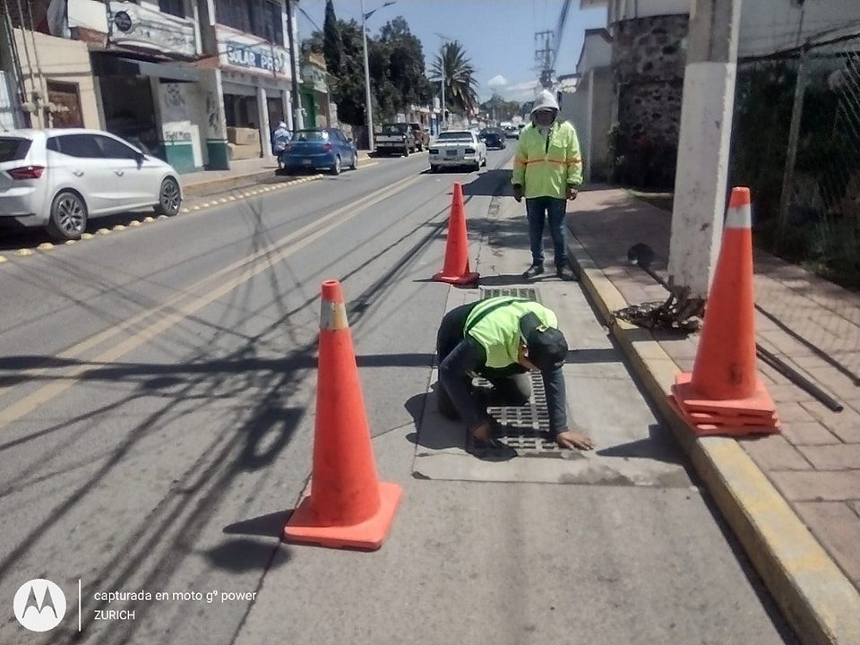 1696094070 135 La Direccion de Servicios Publicos realiza el desazolve en la