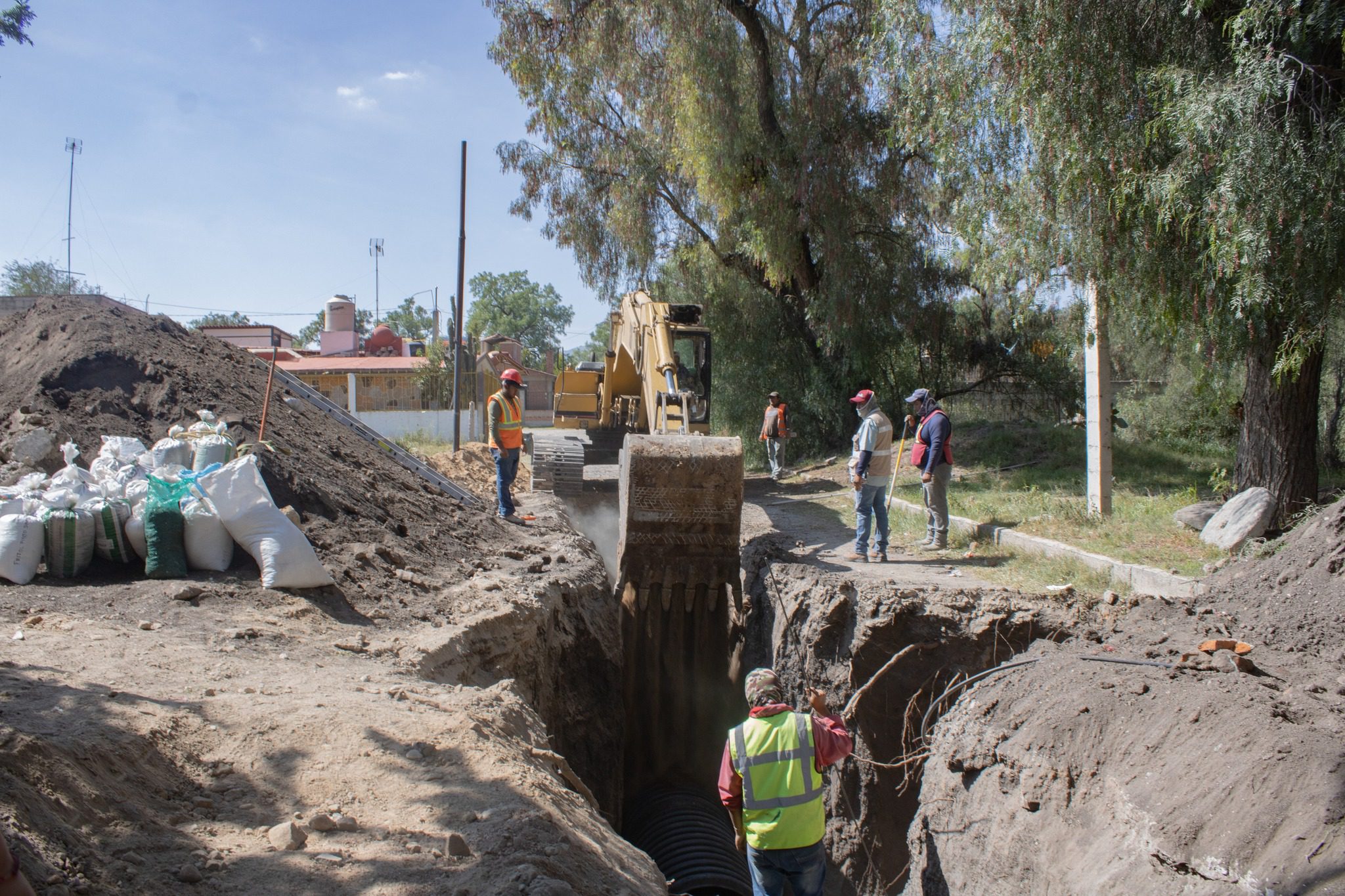 El Ayuntamiento Municipal sigue trabajando en el Colector Sanitario en