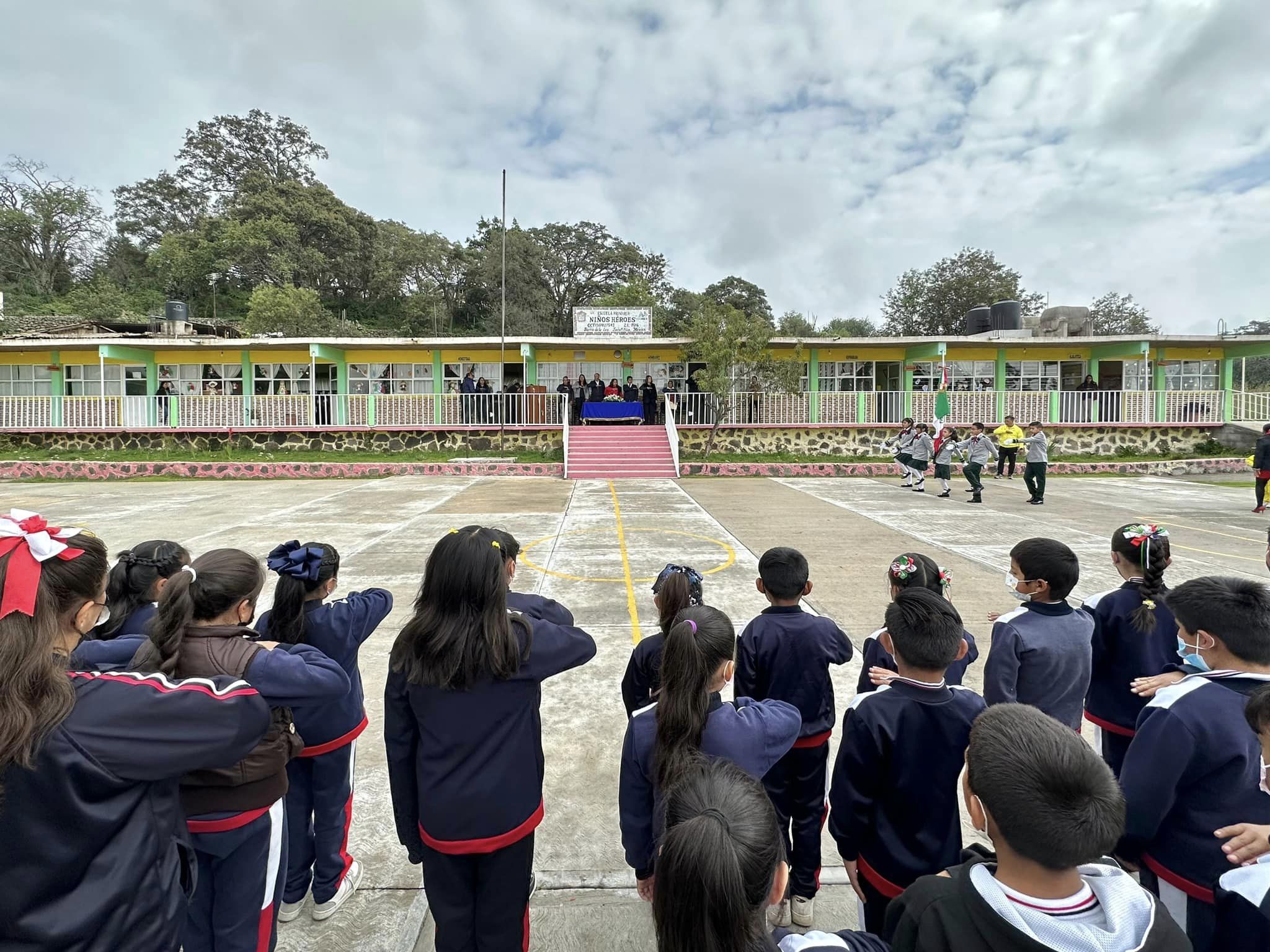 El Presidente Municipal Jesus Cedillo Gonzalez rindio honores a nuestro