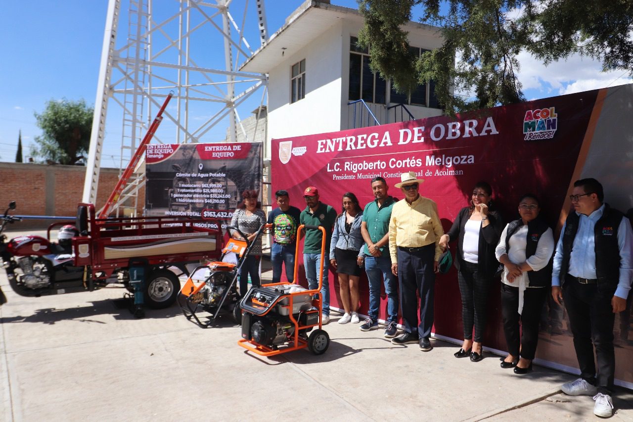 El presidente municipal de Acolman LC Rigoberto Cortes Melgoza se