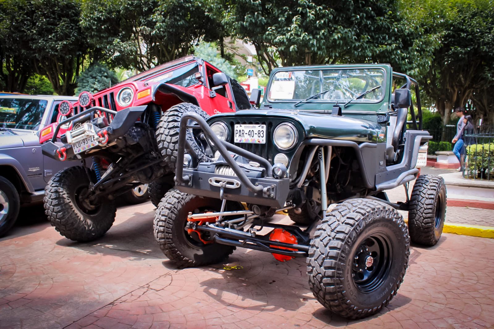 Exhibicion de Jeeps dentro del marco de los festejos de