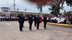 Iniciamos con la ceremonia de conmemoracion del 213° Aniversario de