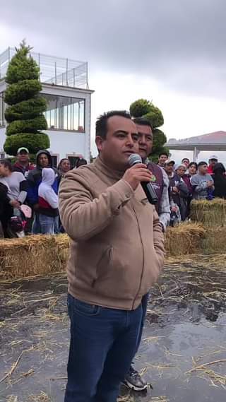 Lunes 18 de Sep DesfileMilitar inicia en la Plaza Civica