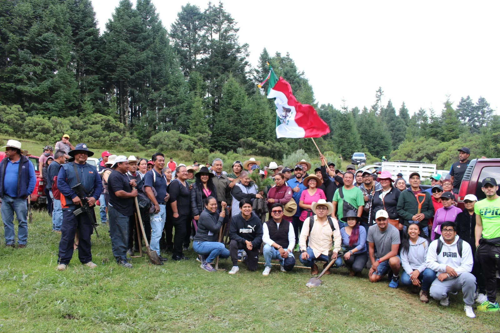 SEMBRANDO POR OTZOLOTEPEC – Turno de reforestacion al paraje Tres scaled