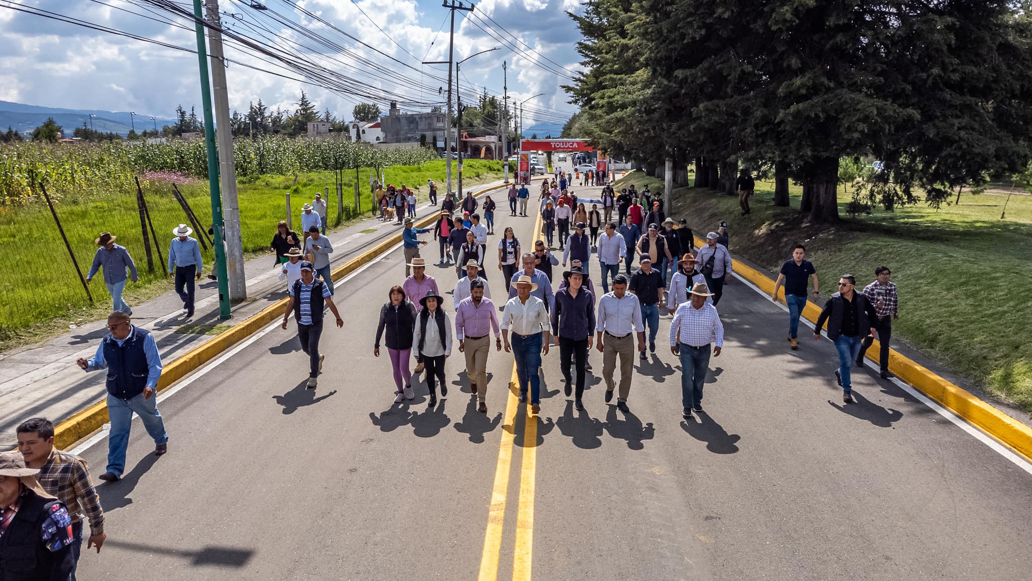 ¡Hoy se entregaron 2 calles mas para Toluca